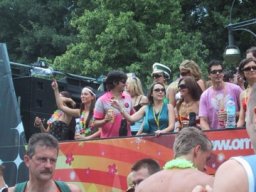 104-0458_img