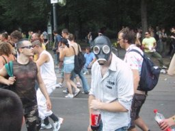 104-0476_img